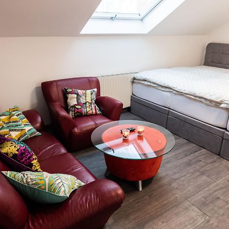 Skyview Studio Stp Apartment Sankt Poelten Exterior photo