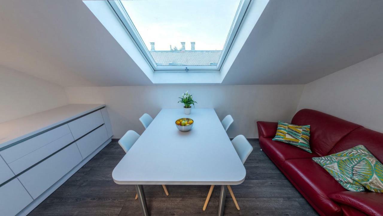 Skyview Studio Stp Apartment Sankt Poelten Exterior photo
